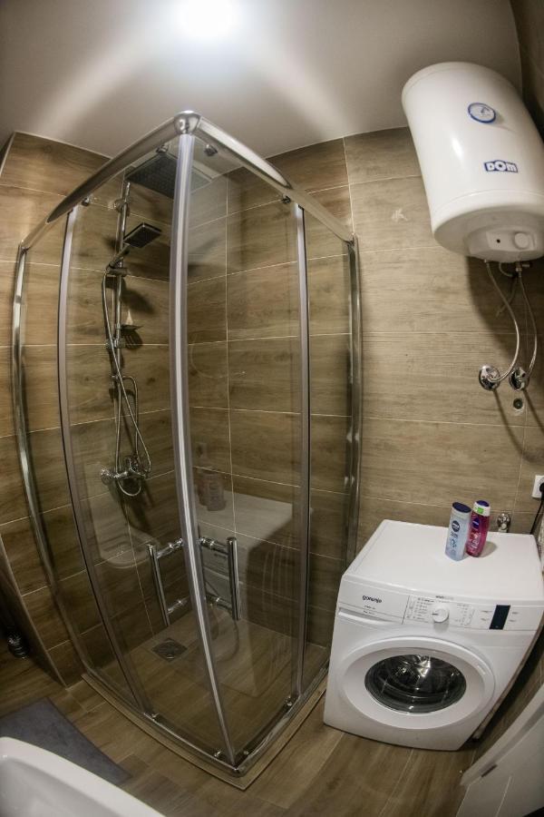 Apartman Tea 3 Belgrado Esterno foto