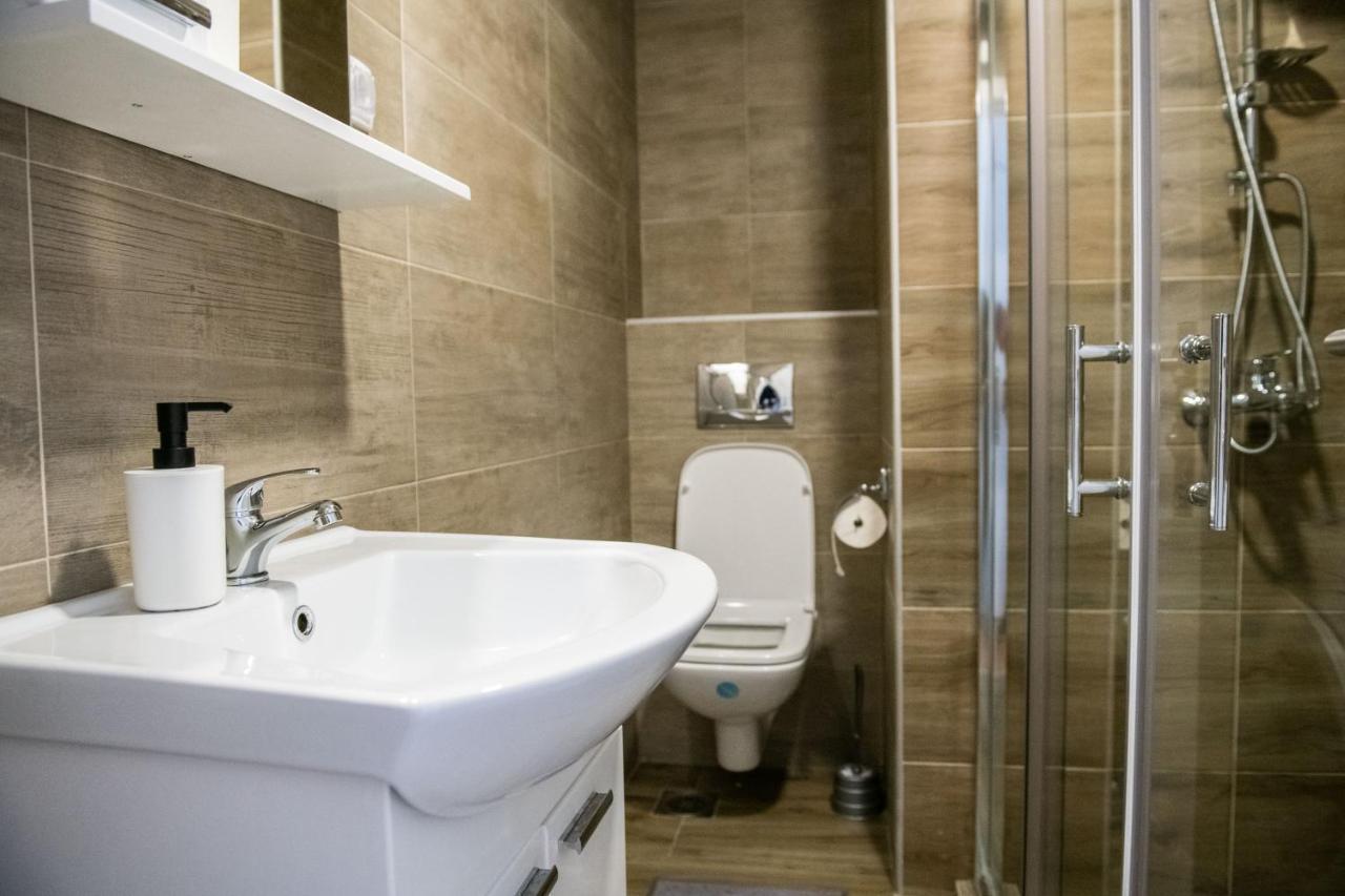 Apartman Tea 3 Belgrado Esterno foto