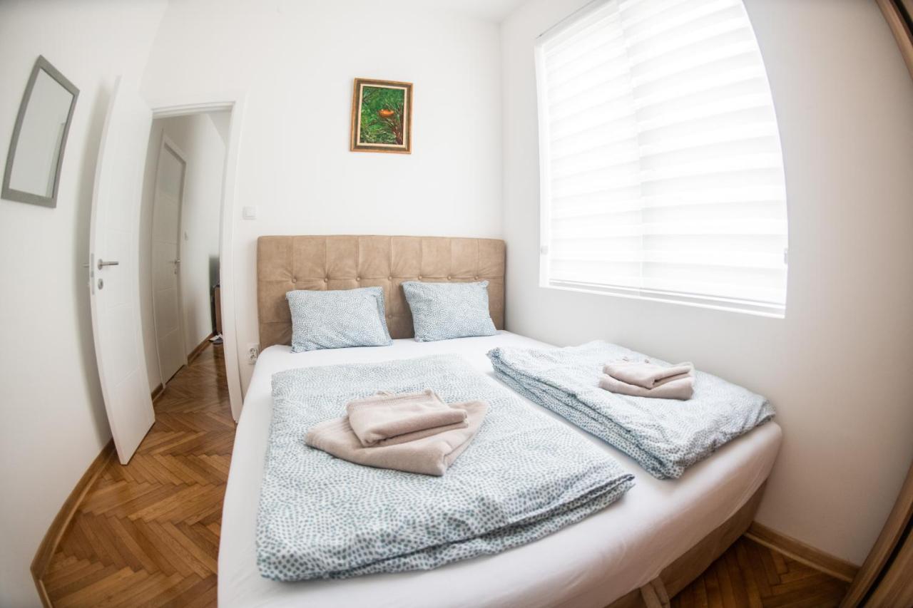 Apartman Tea 3 Belgrado Esterno foto